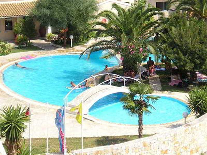 Hotel Three Stars Moraḯtika